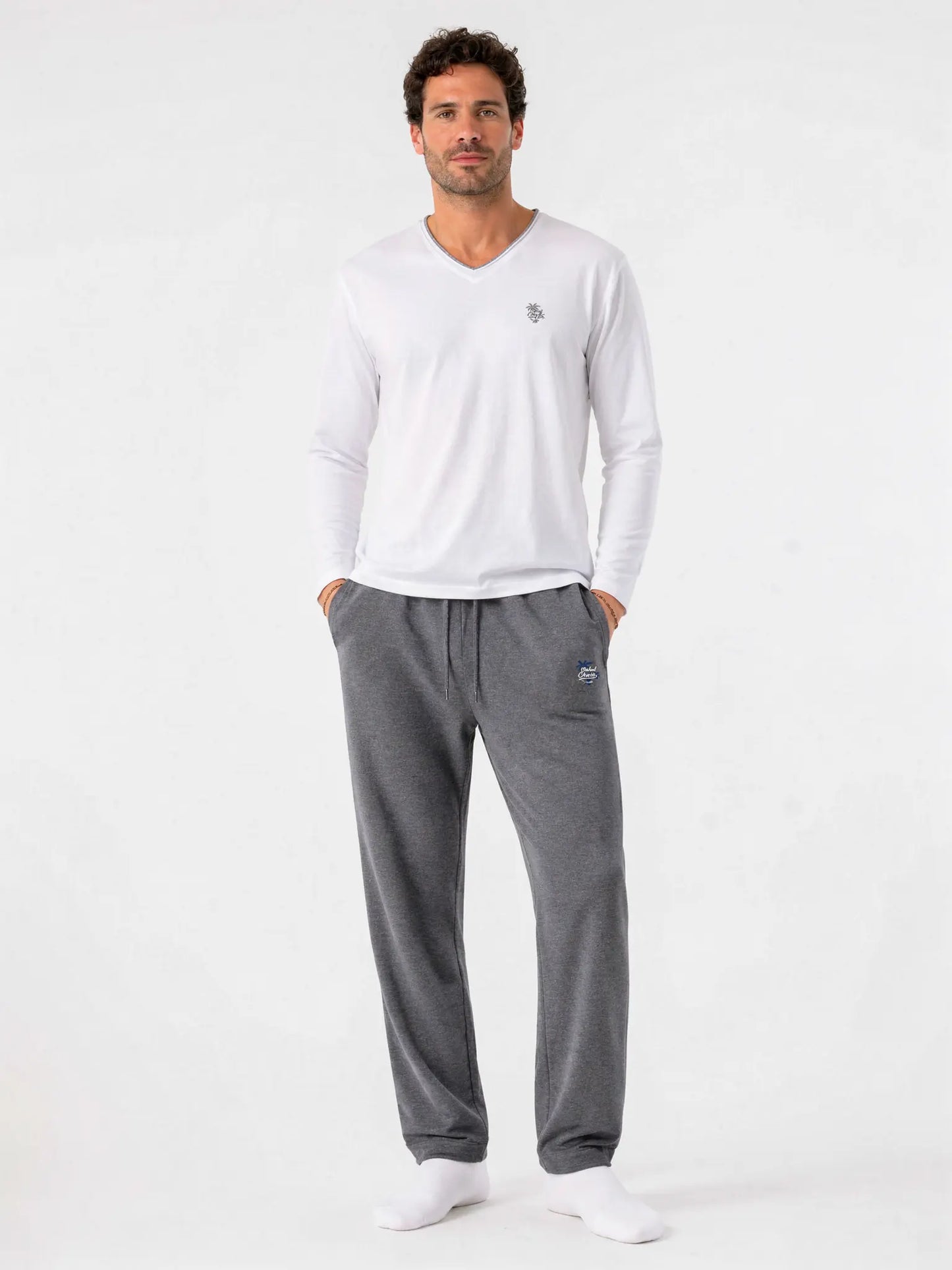 (Grau) Herren Lounge Hose – Ganzkörper-Look mit Lounge-Shirt