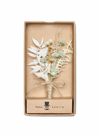 Hochzeitsanstecker aus Trockenblumen