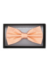 (Apricot) Vorgebundene Herrenfliege aus 100% Seide in Apricot in Geschenkbox