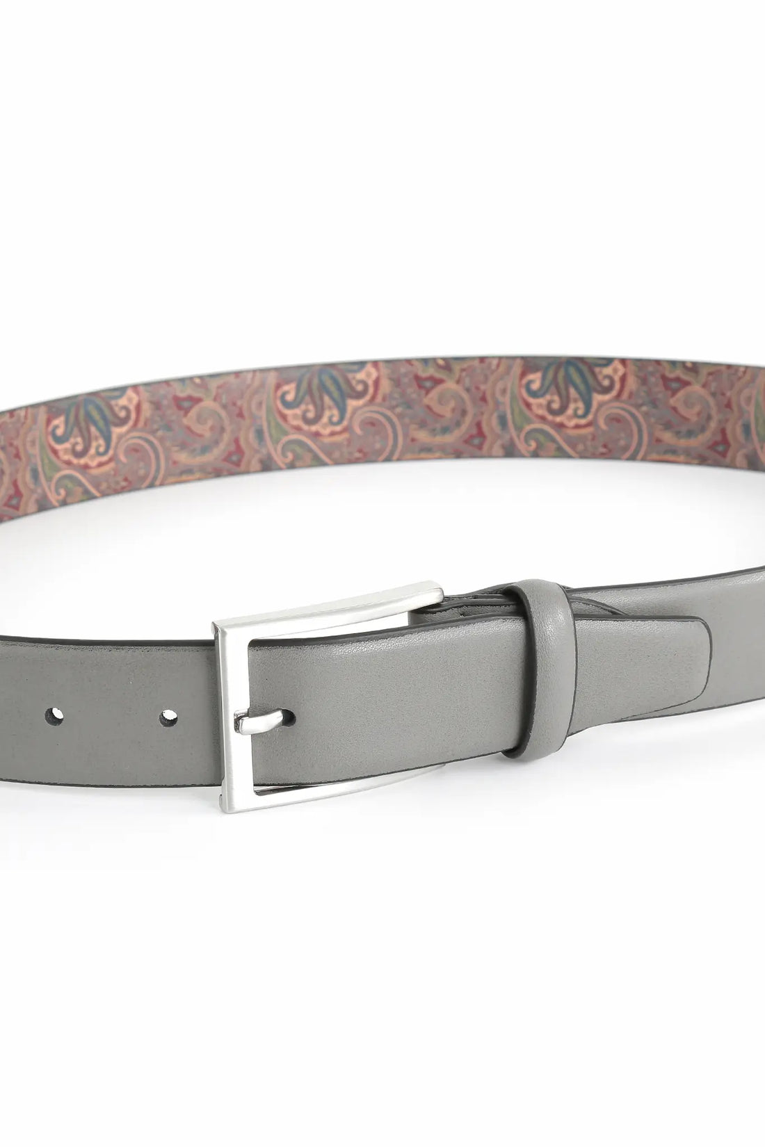 (Grau) Rückseite des Glattledergürtels mit elegantem Paisley-Print