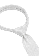 (Champagner) Hochzeitskrawatte Paisley Seide – Detailansicht gebundener Knoten