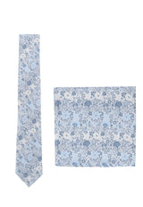 (Hellblau) Krawatte und Einstecktuch Set Hochzeit Floral – Krawatte und Tuch ausgelegt