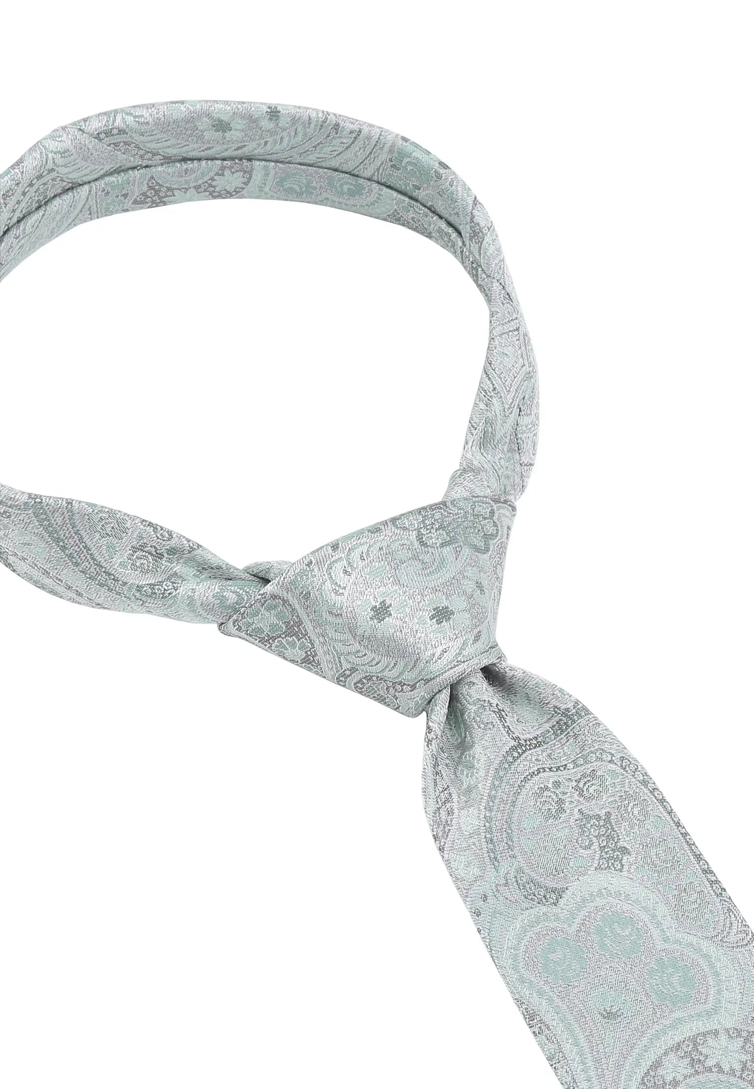 (Grün) Hochzeitskrawatte Paisley – Detailansicht gebundener Knoten