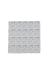(Silber) Einstecktuch Hochzeit Floral – Frontalansicht flach ausgelegt